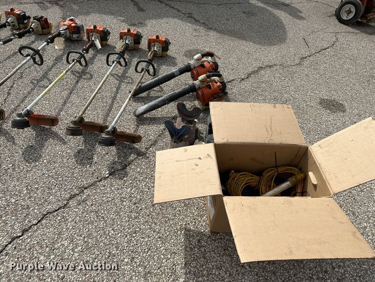 image for item LN9062 Lawn and garden equipment