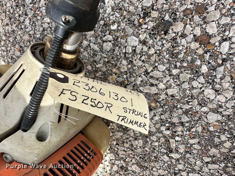 image for item LN9062 Lawn and garden equipment