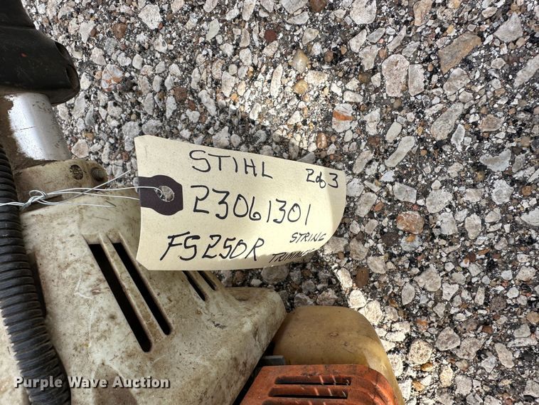 image for item LN9062 Lawn and garden equipment