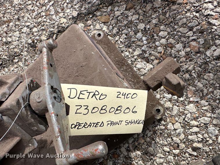 image for item LN9062 Lawn and garden equipment