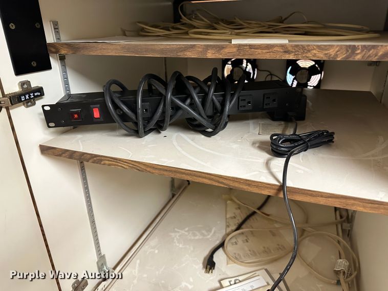 image for item LN9064 Office supplies and equipment