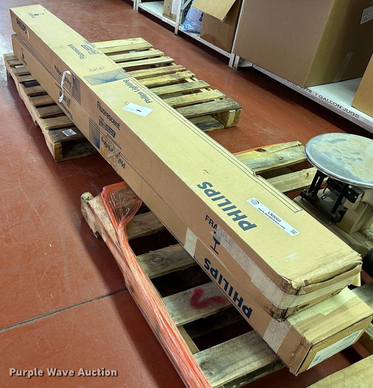 image for item LN9068 (48) Phillips F96T8/TL741 Plus/Alto fluorescent bulbs