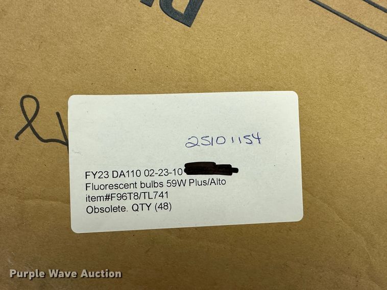 image for item LN9068 (48) Phillips F96T8/TL741 Plus/Alto fluorescent bulbs