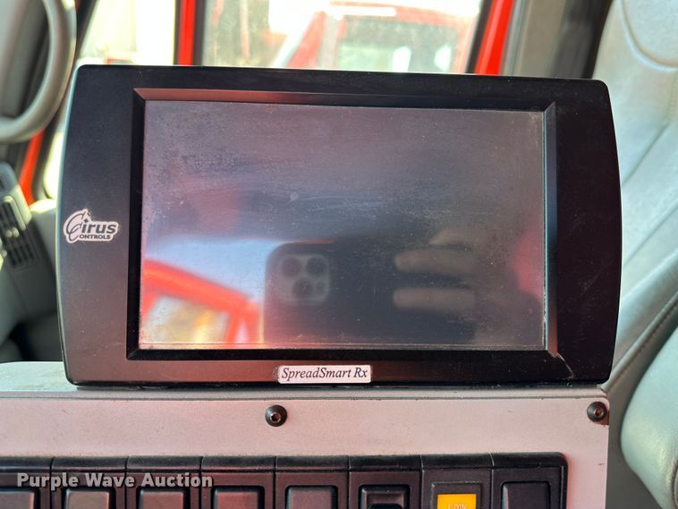 image for item LT9051 2005 International 7400  dump truck