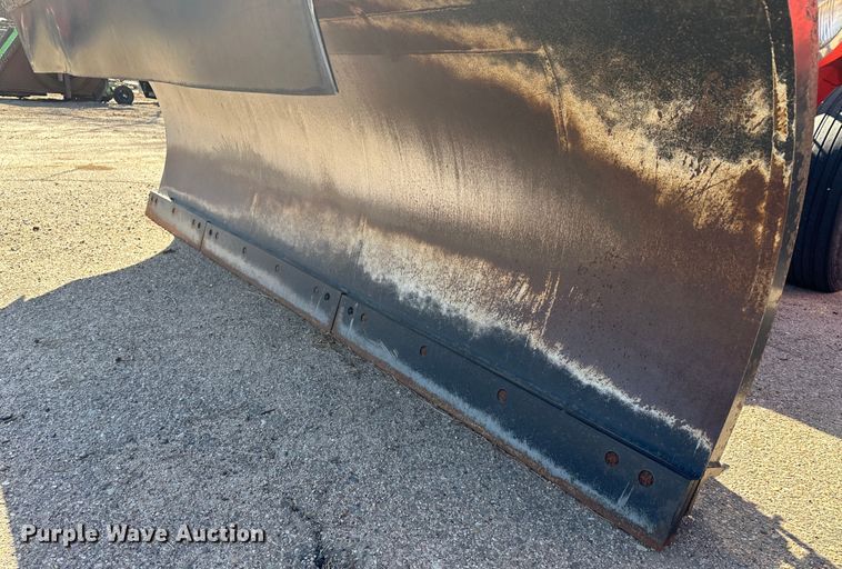 image for item LT9051 2005 International 7400  dump truck