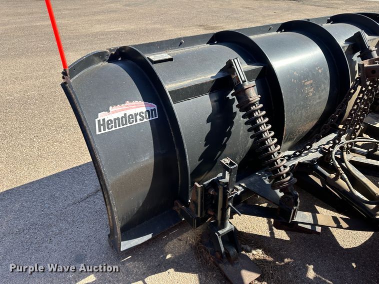 image for item LT9051 2005 International 7400  dump truck