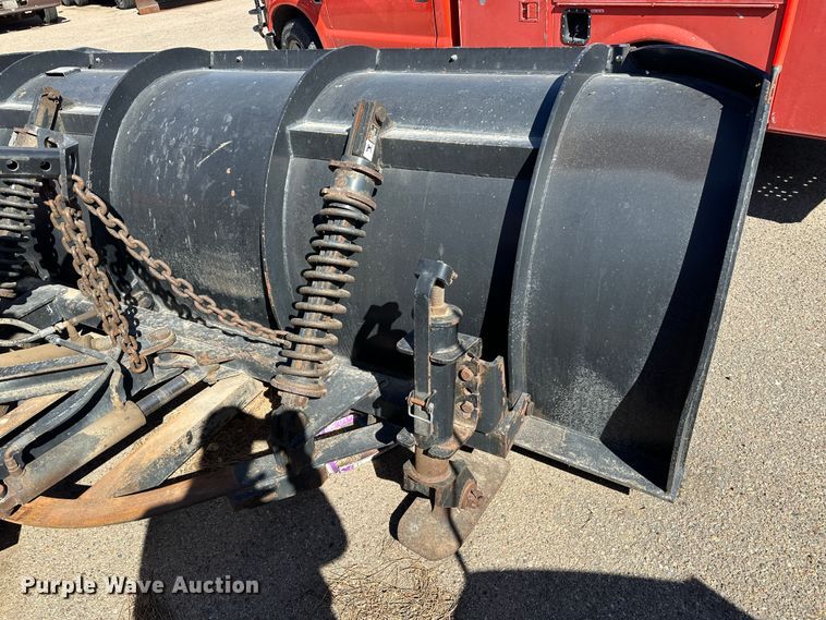 image for item LT9052 2005 International 7400  dump truck