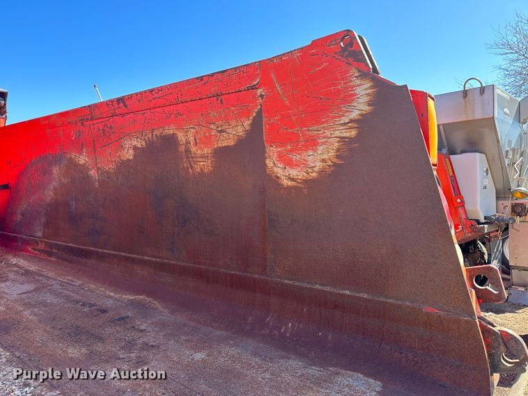 image for item LT9053 2007 International 7400  dump truck