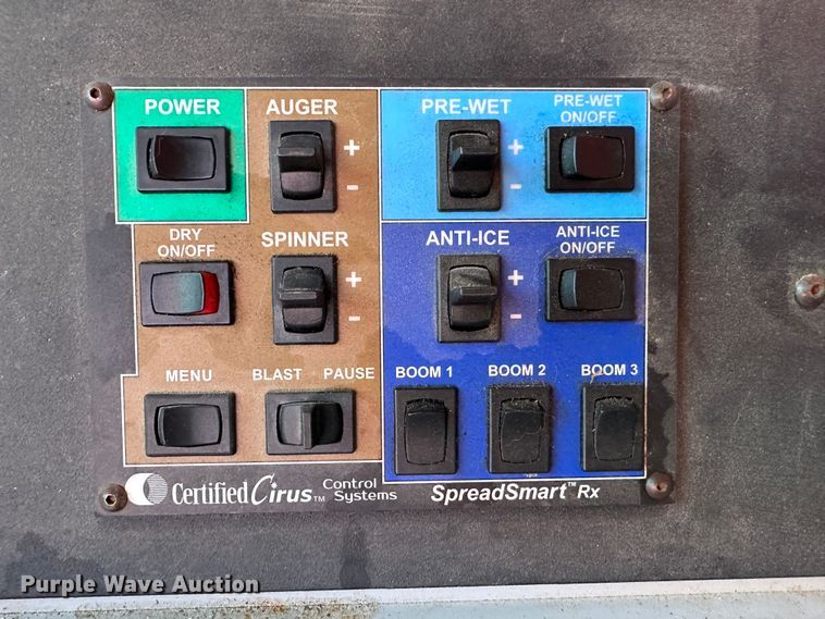 image for item LT9054 2005 International 7400  dump truck