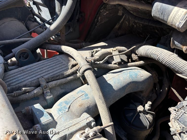 image for item LT9055 2005 International 7400  dump truck