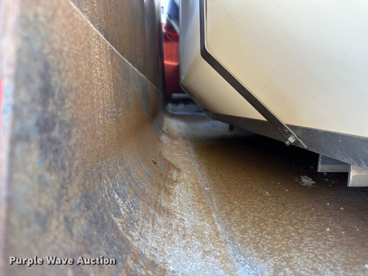 image for item LT9055 2005 International 7400  dump truck