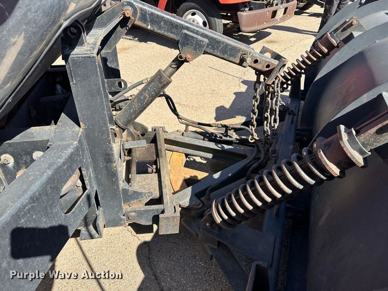 image for item LT9055 2005 International 7400  dump truck