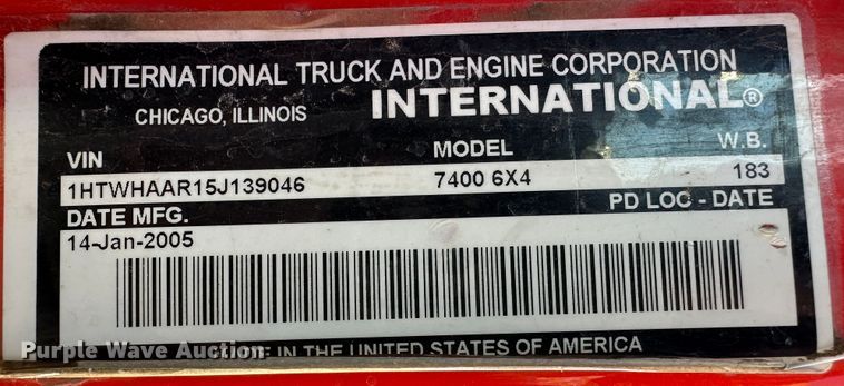 image for item LT9055 2005 International 7400  dump truck