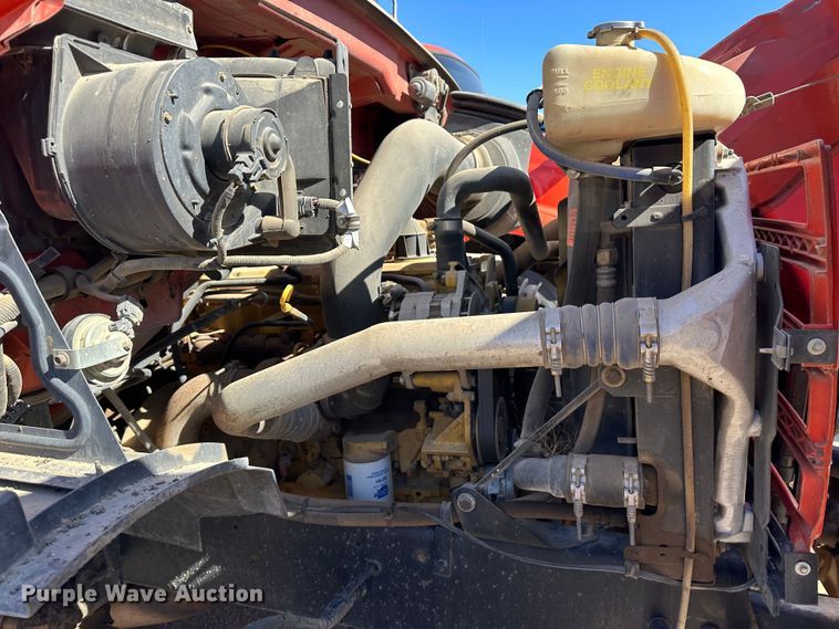 image for item LT9056 2000 Sterling L7500  oil distributor truck