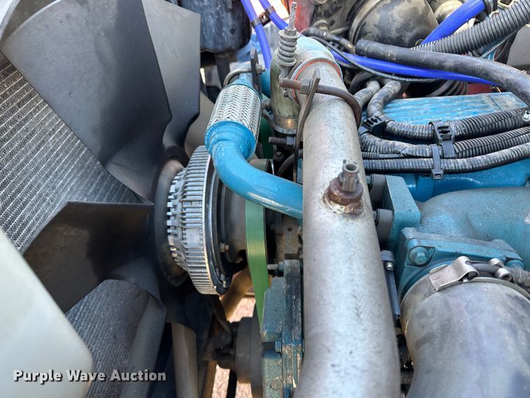 image for item LT9057 2007 International 7400  dump truck