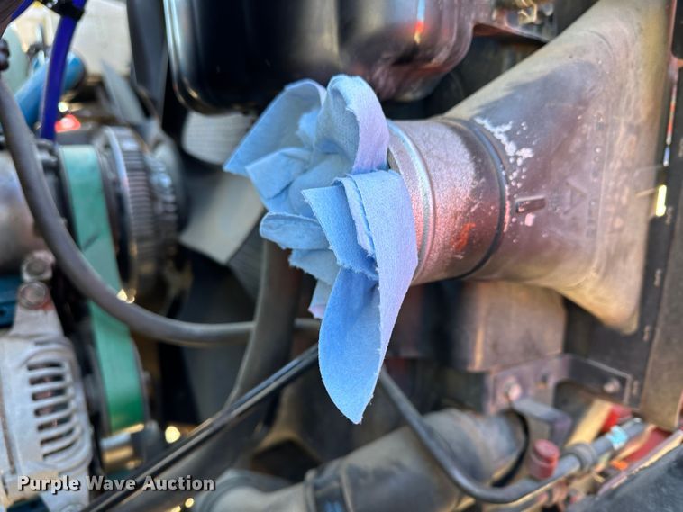 image for item LT9057 2007 International 7400  dump truck