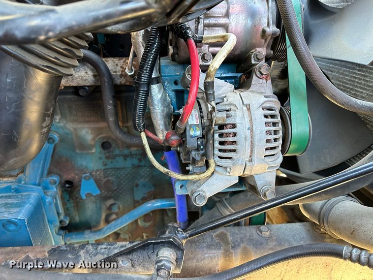 image for item LT9057 2007 International 7400  dump truck