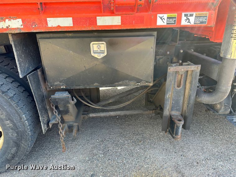 image for item LT9057 2007 International 7400  dump truck