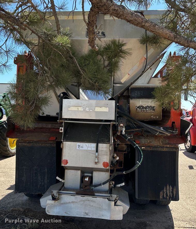 image for item LT9058 2003 Sterling LT7501  dump truck