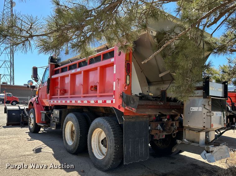 image for item LT9058 2003 Sterling LT7501  dump truck