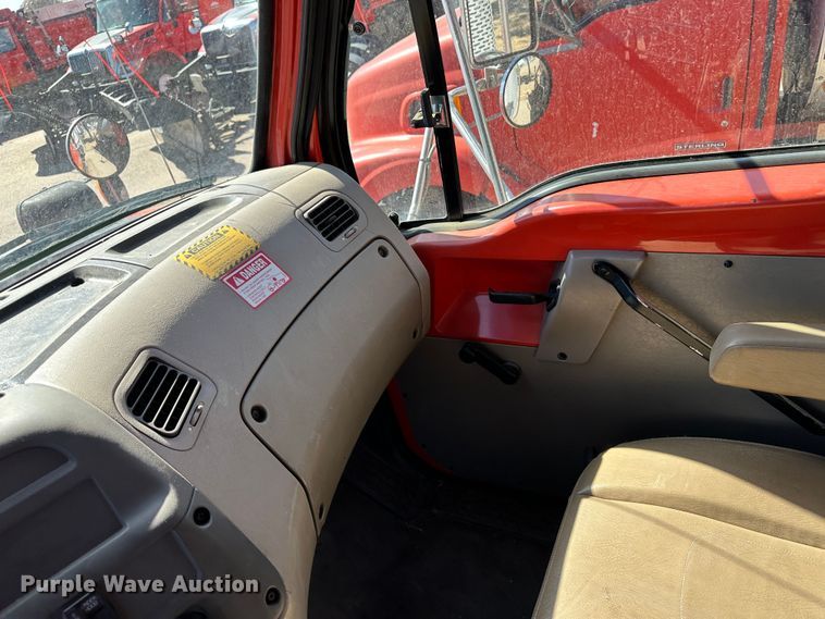 image for item LT9058 2003 Sterling LT7501  dump truck