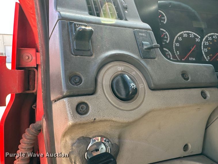 image for item LT9058 2003 Sterling LT7501  dump truck