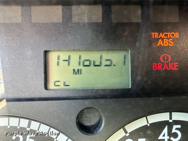 image for item LT9058 2003 Sterling LT7501  dump truck