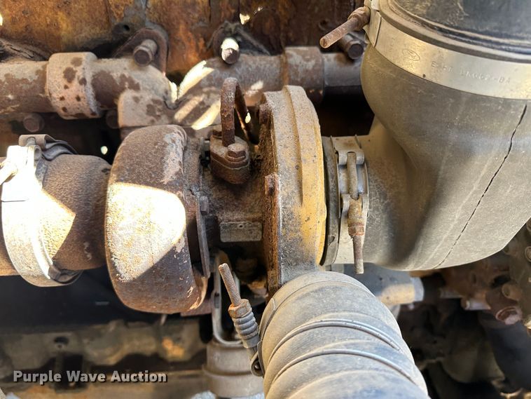 image for item LT9058 2003 Sterling LT7501  dump truck