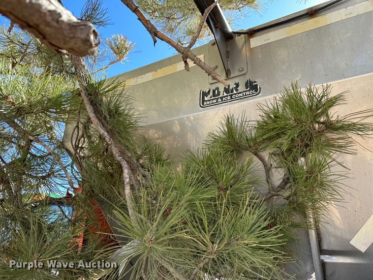 image for item LT9058 2003 Sterling LT7501  dump truck