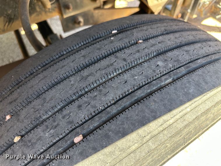 image for item LT9058 2003 Sterling LT7501  dump truck