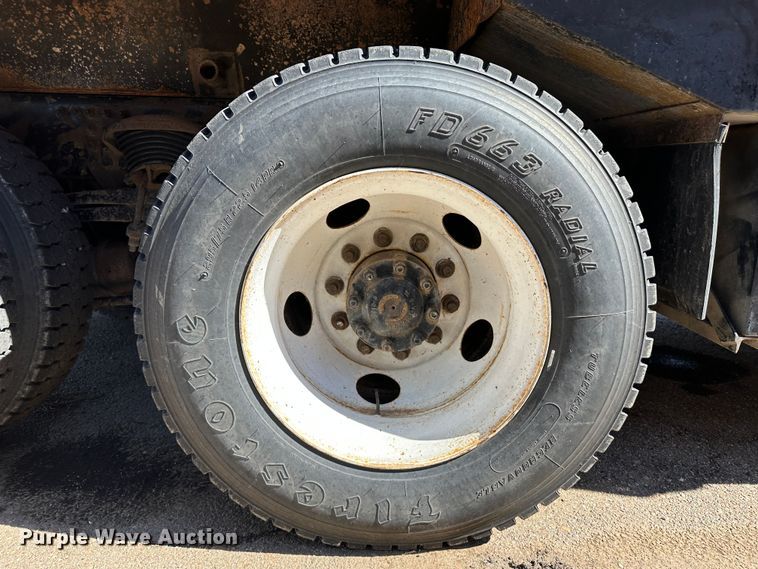 image for item LT9058 2003 Sterling LT7501  dump truck