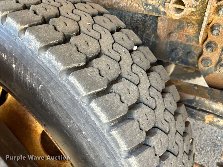 image for item LT9058 2003 Sterling LT7501  dump truck