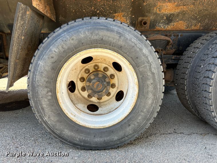 image for item LT9058 2003 Sterling LT7501  dump truck