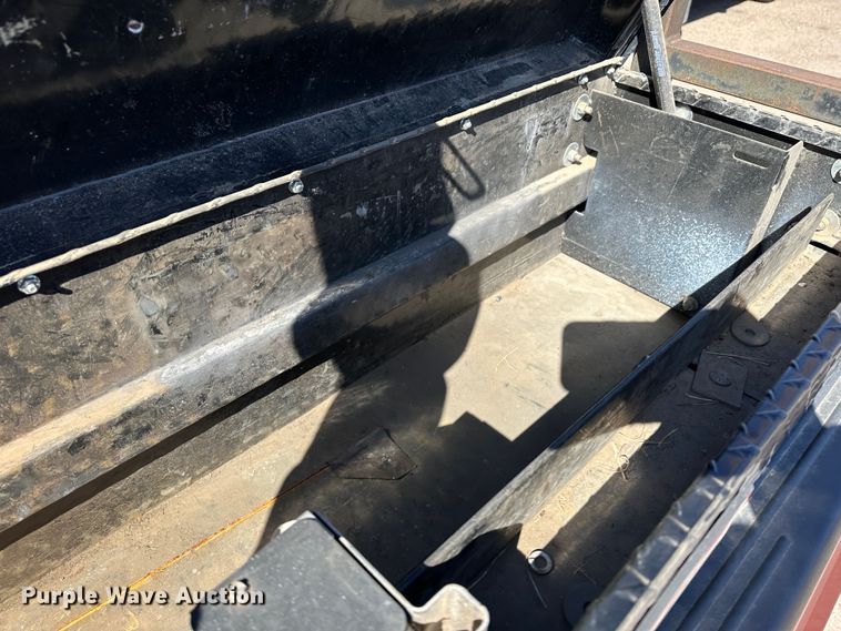 image for item LT9059 2011 Ford F250 Super Duty  pickup truck