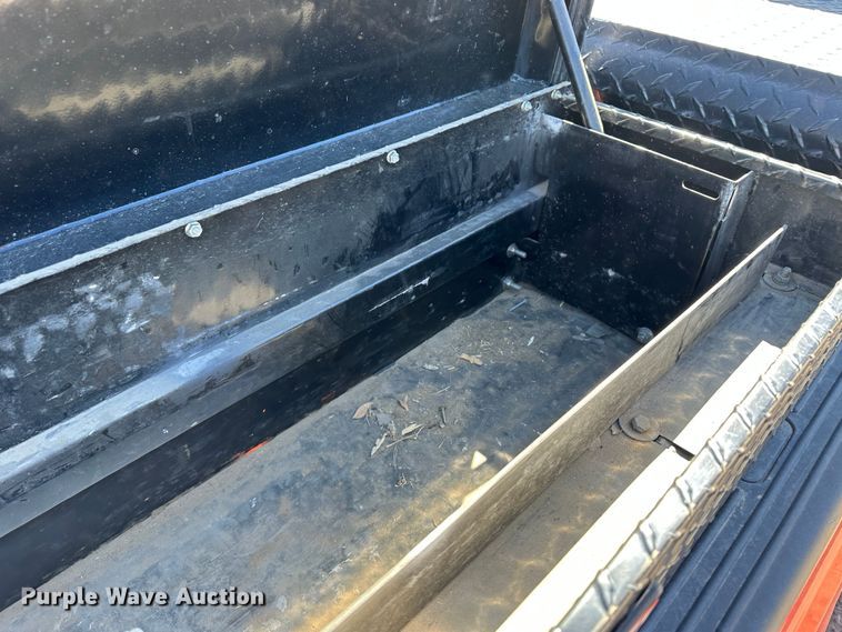 image for item LT9059 2011 Ford F250 Super Duty  pickup truck