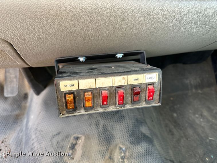 image for item LT9060 2012 Chevrolet Silverado 2500HD  utility bed pickup truck