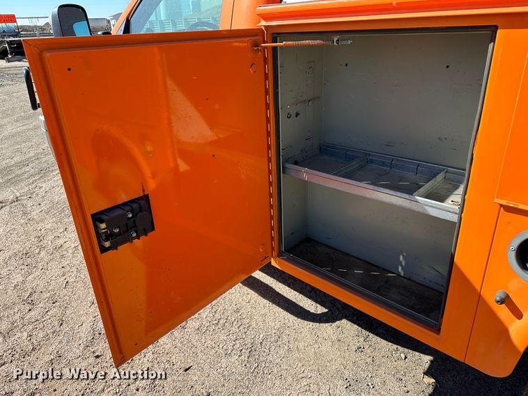 image for item LT9060 2012 Chevrolet Silverado 2500HD  utility bed pickup truck