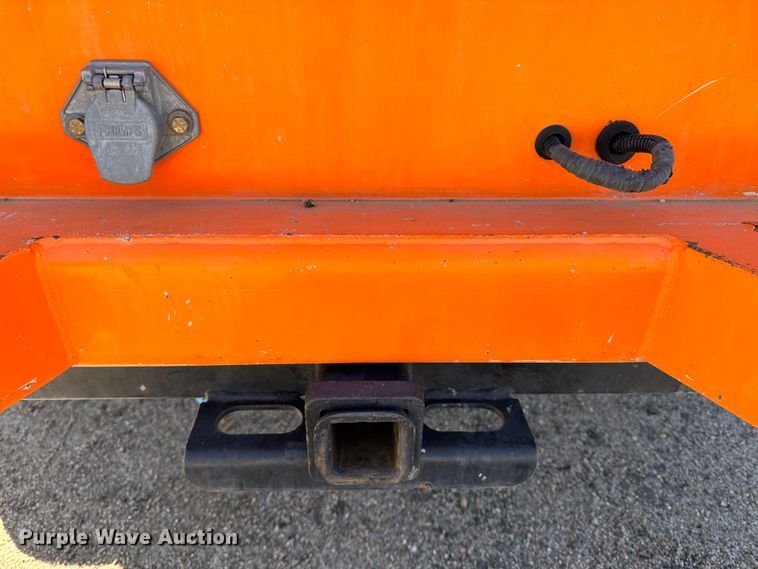 image for item LT9060 2012 Chevrolet Silverado 2500HD  utility bed pickup truck