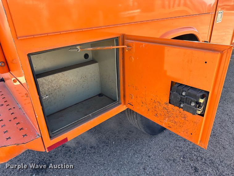 image for item LT9060 2012 Chevrolet Silverado 2500HD  utility bed pickup truck