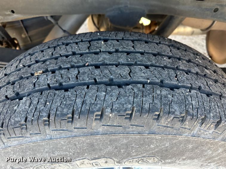 image for item LT9060 2012 Chevrolet Silverado 2500HD  utility bed pickup truck