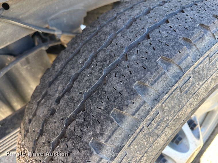 image for item LT9060 2012 Chevrolet Silverado 2500HD  utility bed pickup truck