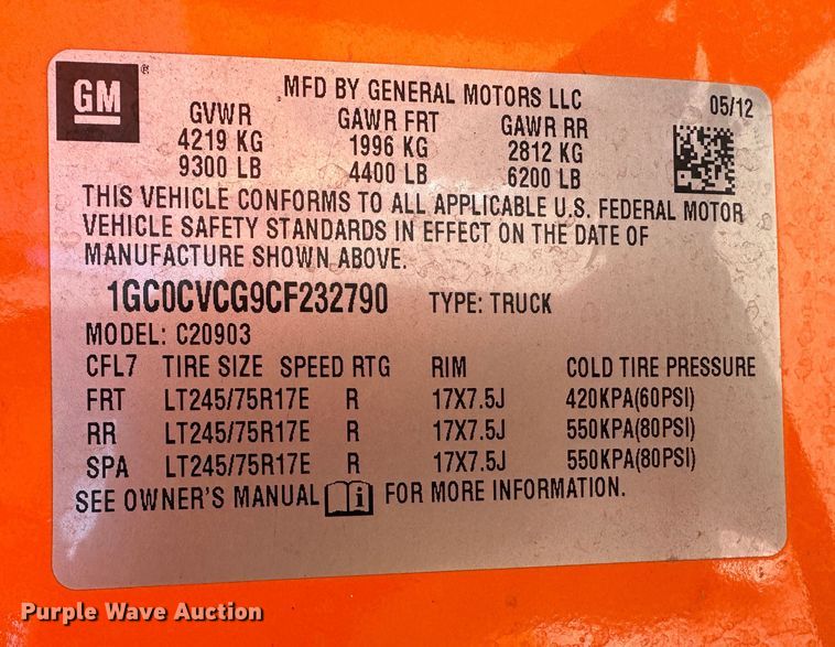 image for item LT9060 2012 Chevrolet Silverado 2500HD  utility bed pickup truck