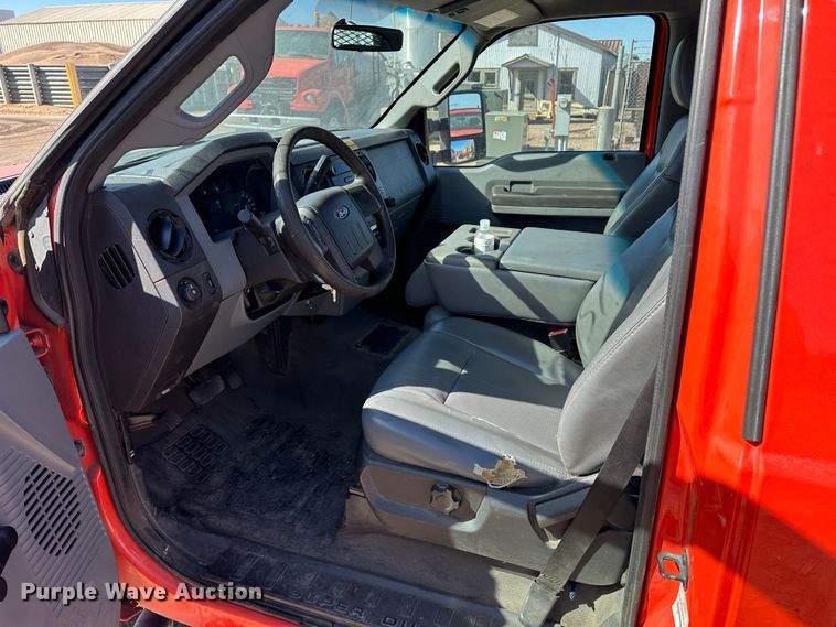 image for item LT9061 2011 Ford F250 Super Duty  pickup truck