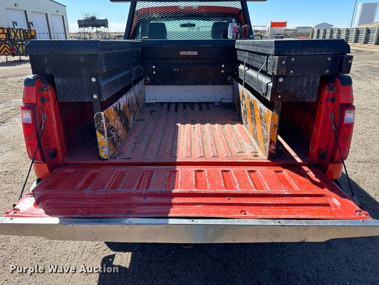 image for item LT9061 2011 Ford F250 Super Duty  pickup truck