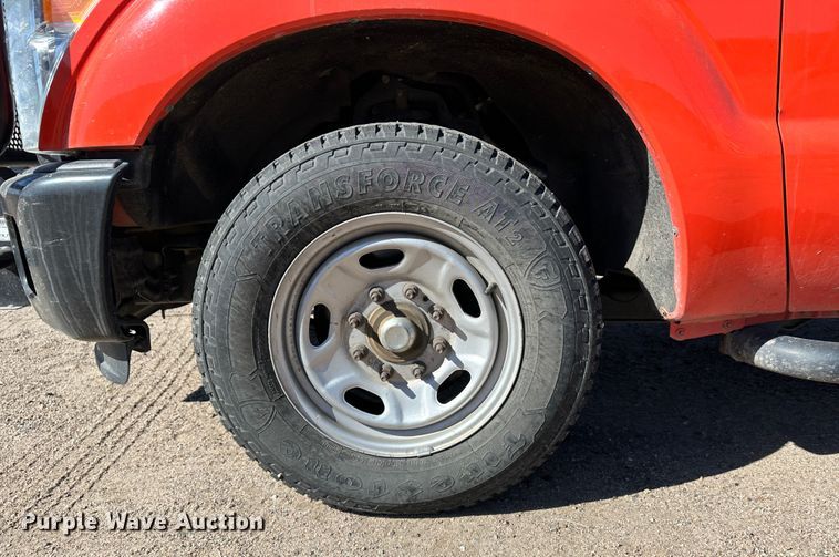 image for item LT9061 2011 Ford F250 Super Duty  pickup truck