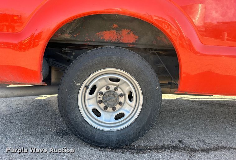 image for item LT9061 2011 Ford F250 Super Duty  pickup truck