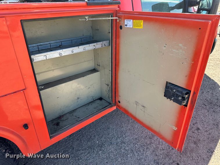 image for item LT9062 2011 Ford F250 Super Duty  utility bed pickup truck