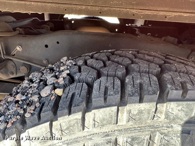 image for item LT9062 2011 Ford F250 Super Duty  utility bed pickup truck