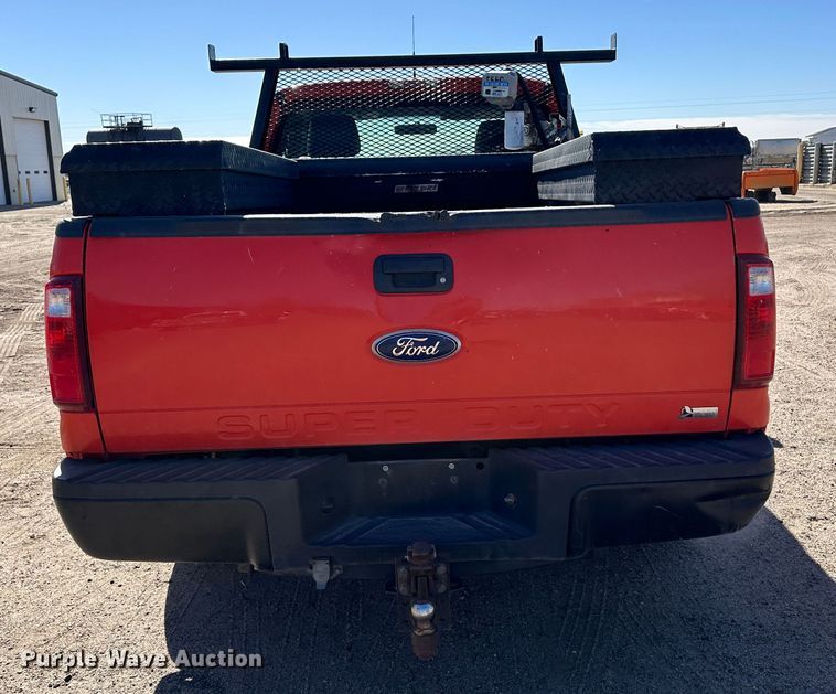 image for item LT9063 2011 Ford F250 Super Duty  pickup truck