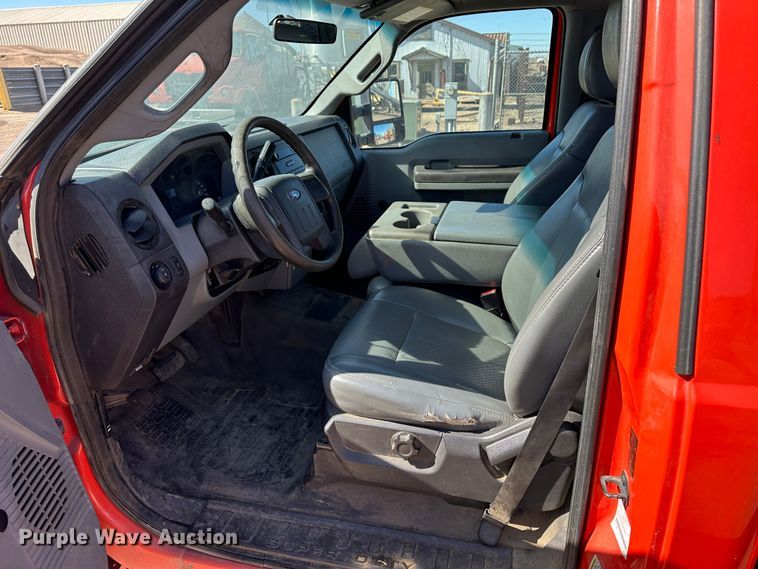 image for item LT9063 2011 Ford F250 Super Duty  pickup truck